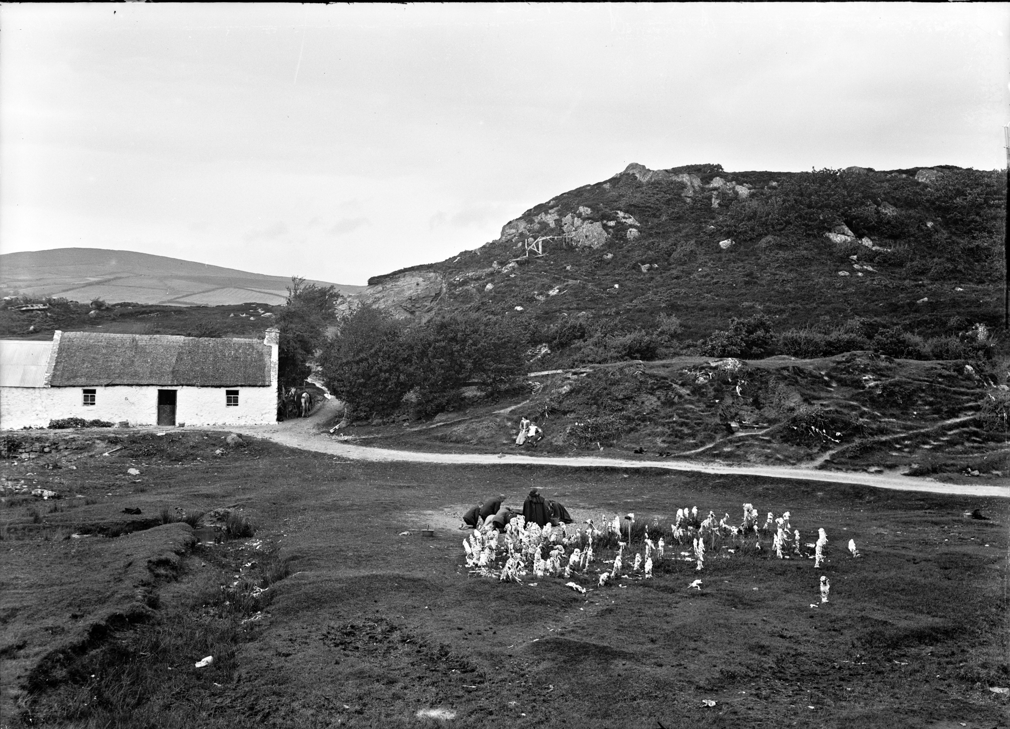 Doon_Well,_Donegal_Highlands,_Termon,_Co._Donegal_(25933945433)